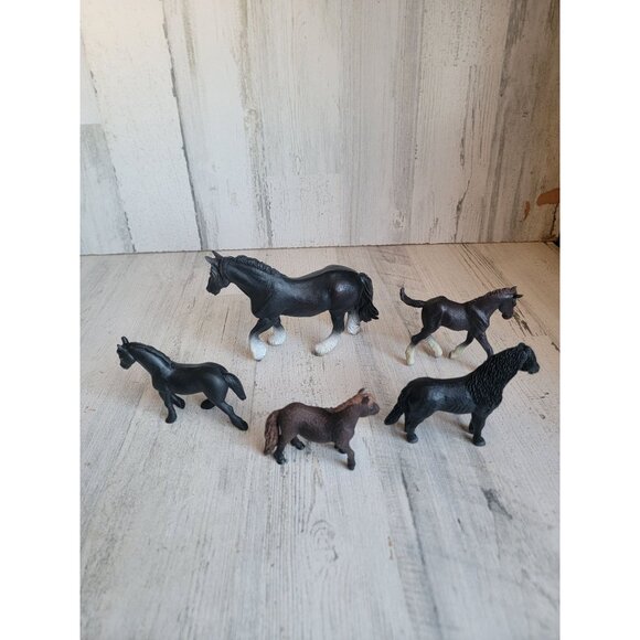 Horse black beauty variety farm animal equestrian toy figure set - Picture 6 of 6